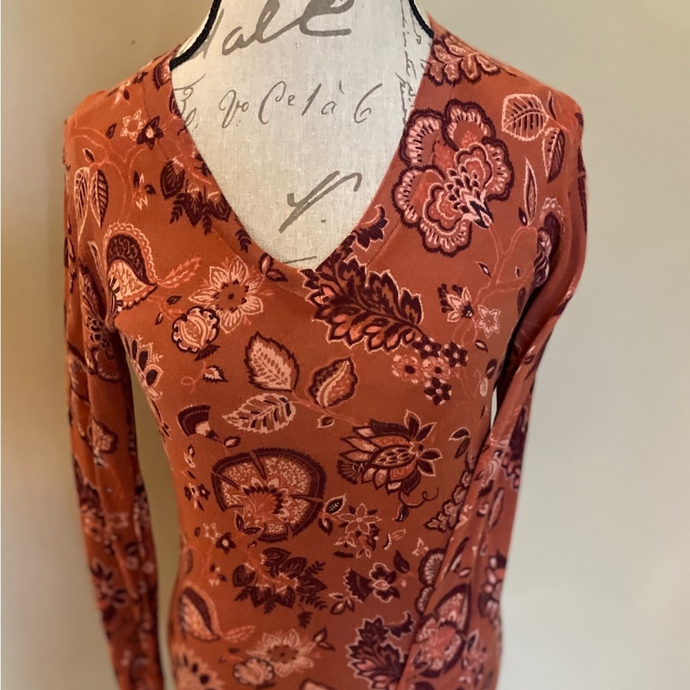 Loft Sweater - Picture 4 of 5